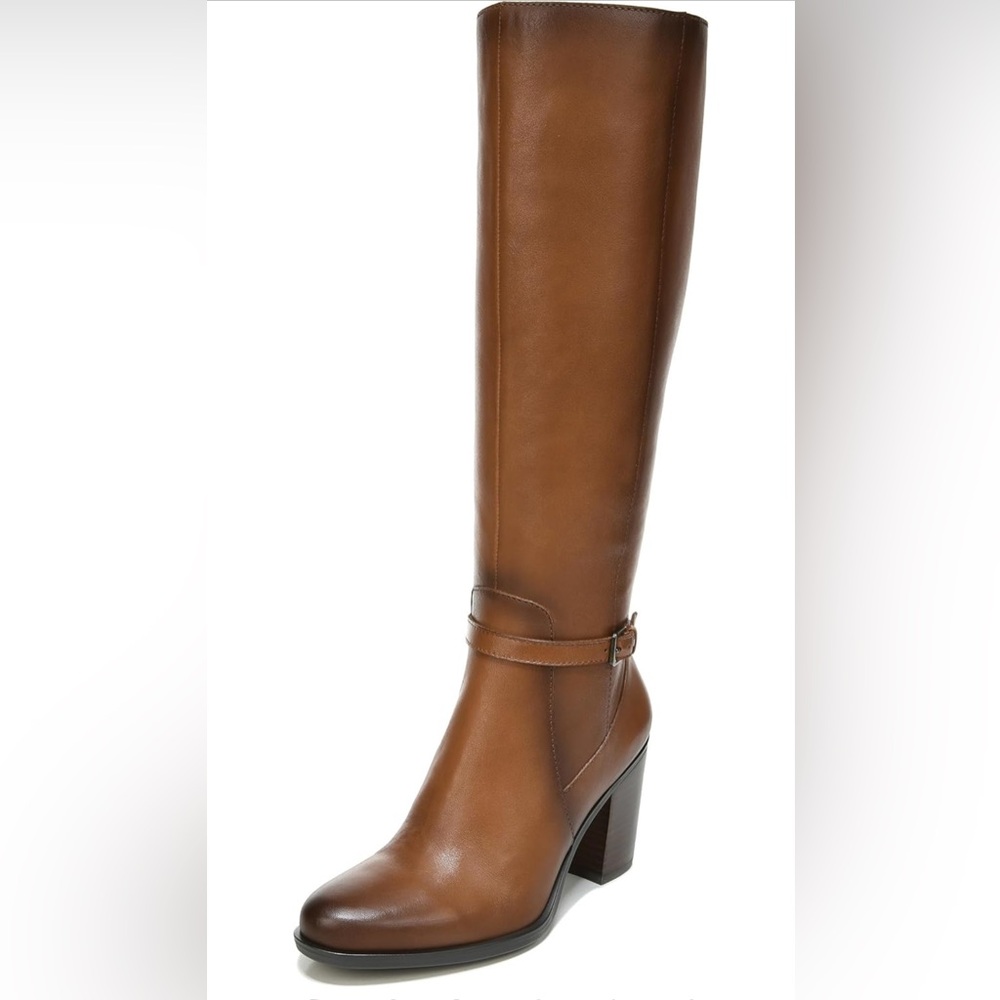 Brand New Naturalizer Women's Kalina Wide Calf size 7.5